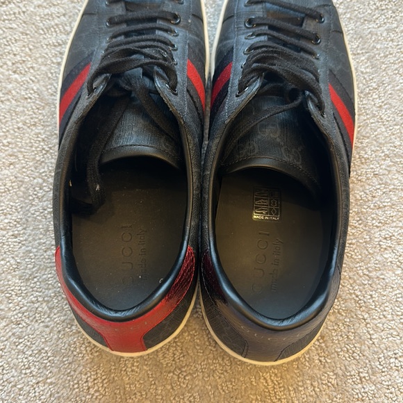 Men’s Gucci sneakers - Picture 8 of 9